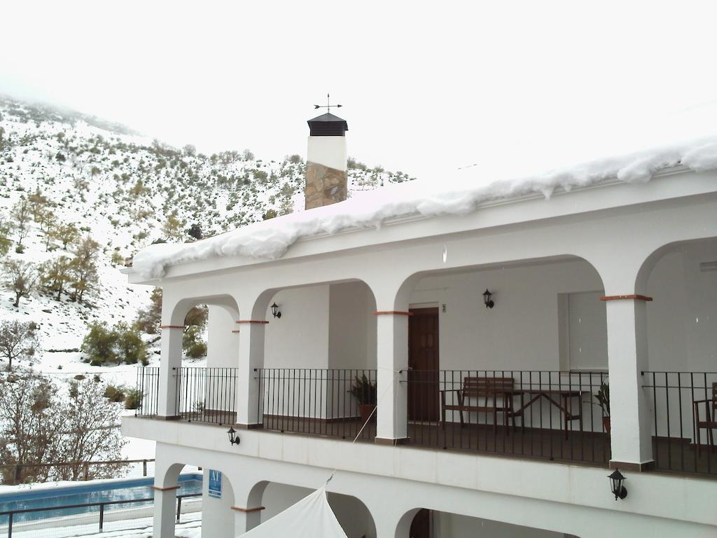 Apartamentos Turisticos Rurales Monte De Las Animas Valdepenas de Jaen Eksteriør bilde